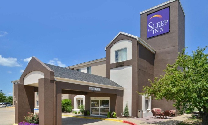 Fayetteville Hotel | Sleep Inn Fayetteville North