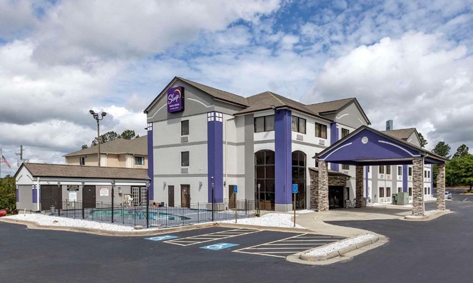 Grovetown Hotel | Sleep Inn & Suites Augusta West Near Fort Eisenhower