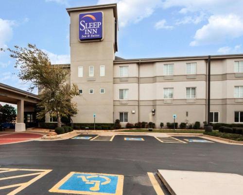 Edmond Hotel | Sleep Inn & Suites Edmond near University