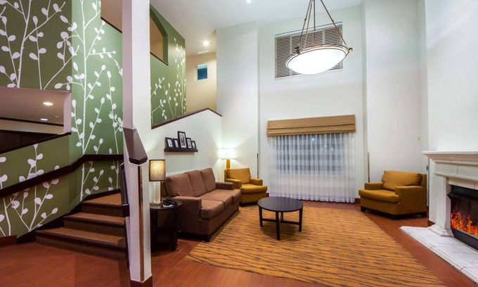 Edmond Hotel | Sleep Inn & Suites Edmond near University