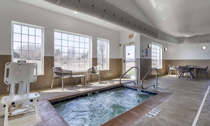 Pleasant Hill Hotel | Sleep Inn & Suites Pleasant Hill - Des Moines