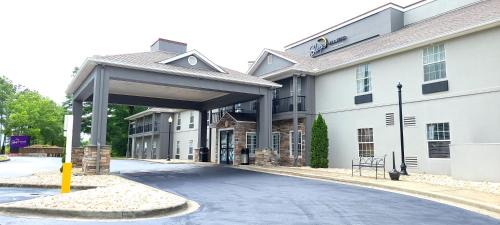 Crestline Heights Hotel | Sleep Inn & Suites