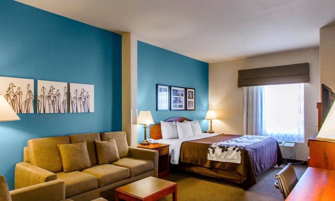 Evansville Hotel | Sleep Inn & Suites