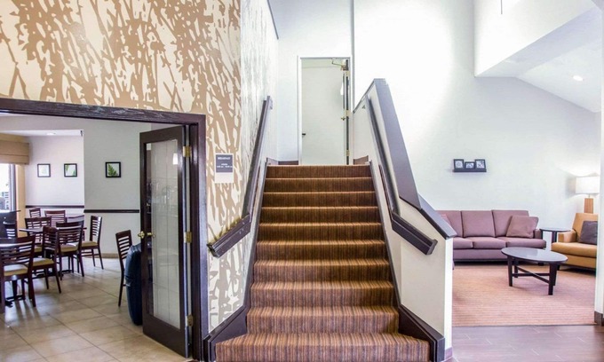 Tinley Park Hotel | Sleep Inn Tinley Park I-80 near Amphitheatre-Convention Center