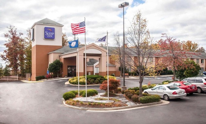 Woodbridge Hotel | Sleep Inn