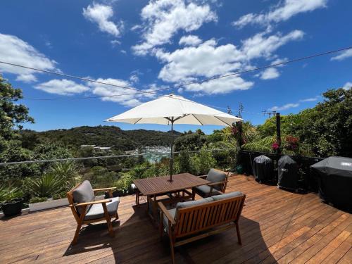 Kerikeri House | Sleep with the Kiwis in Doves Bay