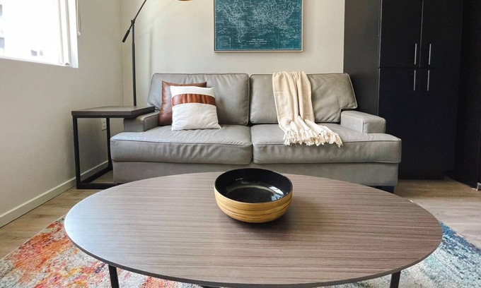 Downtown Omaha Apartment | Sleepover: Comfortable 1BD/1BA + Gym - Downtown Omaha