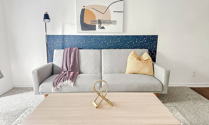 Windsor Park Apartment | Sleepover : Inviting 1BD/1BA + Gym - Austin TX