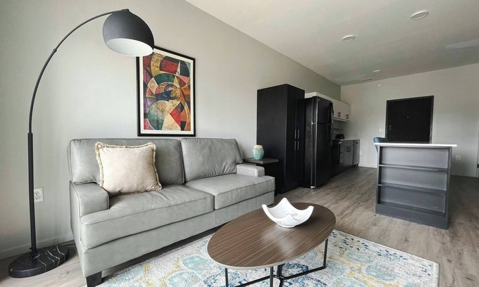 Downtown Omaha Apartment | Sleepover: Spotless 1BD/1BA + Gym - Downtown Omahan