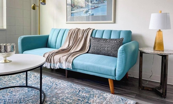 Corryville Apartment | Sleepover: Vibrant 1BD/1BA + Gym - Downtown Cincinnati