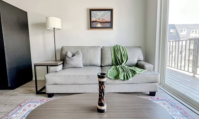 Downtown Omaha Apartment | Sleepover: Wonderful 1BD/1BA + Gym- Downtown Omaha