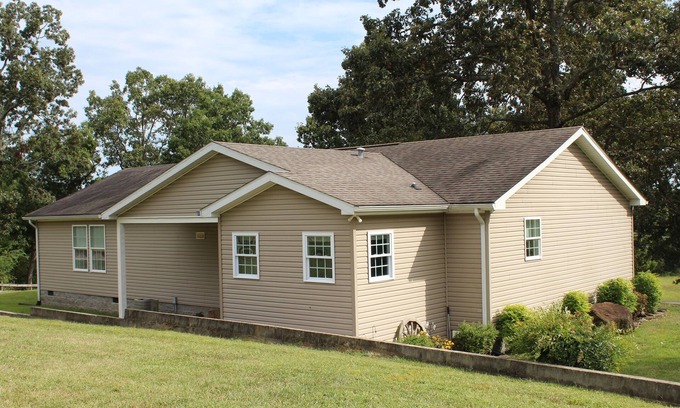 Crofton House | Sleeps 6, rural, tranquil.