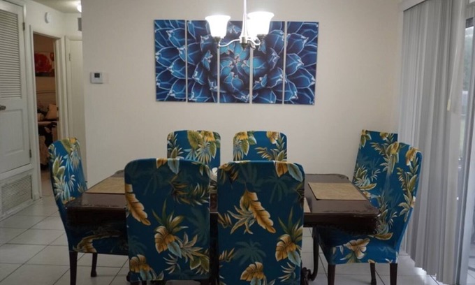 Casselberry House | Sleeps 8-3 Bedrooms 2 Full Bathroms+Gameroom your perfect vacation home!