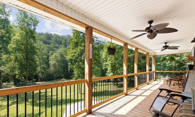 Demorest Cabin | Sleepy River Cabin on the Soque