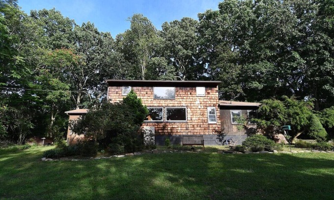 Berkeley Springs Cabin | Sleepy View Retreat - hot tub, pet friendly, pond, trail, fireplace, fire pit