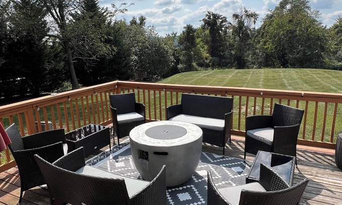 Fairfield House | Slope View- Great location near the Gettysburg Battlefield and Golf Courses