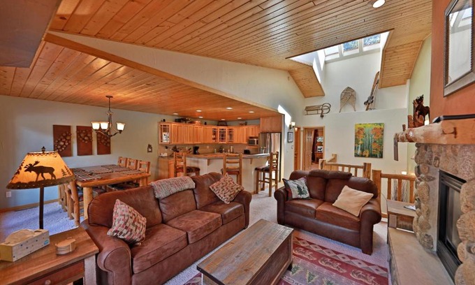 Old Town House | Slopeside 204 Kinney Townhouse