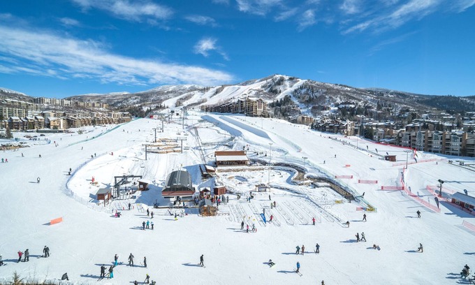 Steamboat Springs Condo | Slopeside, Sensational View of the ski slopes, Ultimate Location, Pool, Hot Tub