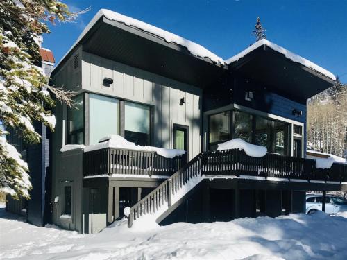 Salt Lake Mountain Resorts House | Slopeside