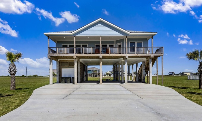 Indian Beach House | Slow M' Ocean ~ Bay Views