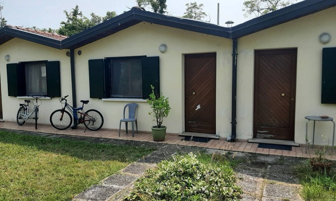 Longa Apartment | Small apartment on the quiet island of Sant'Erasmo Venice.