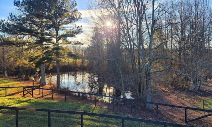 Comer House | Small Bunkhouse on Horse Farm with Pond!