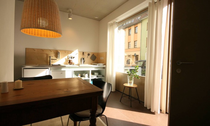 Weimar Apartment | Small, stylish guest apartment in the middle of Weimar's historic old town.