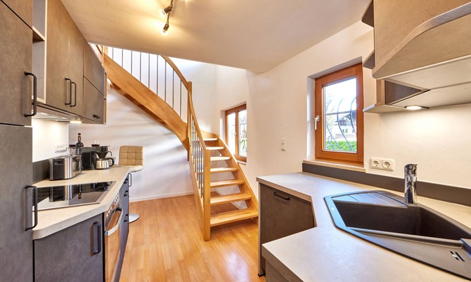 Garmisch-Partenkirchen Apartment | Smart 53sqm maisonette apartment on the ground floor +1st floor