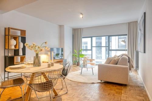 University District Apartment | Smart and cosy 4P Apt in Antwerp with balcony