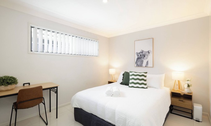 Rocklea Apartment | Smart Suites Self Check-in Apartments - 18 Darnley