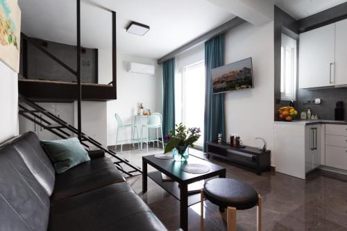 Omonia Apartment | SmartStay Acropolis View