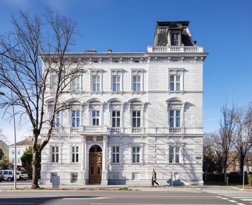 Krems an der Donau Apartment | Smile Apartments am Stadtpark
