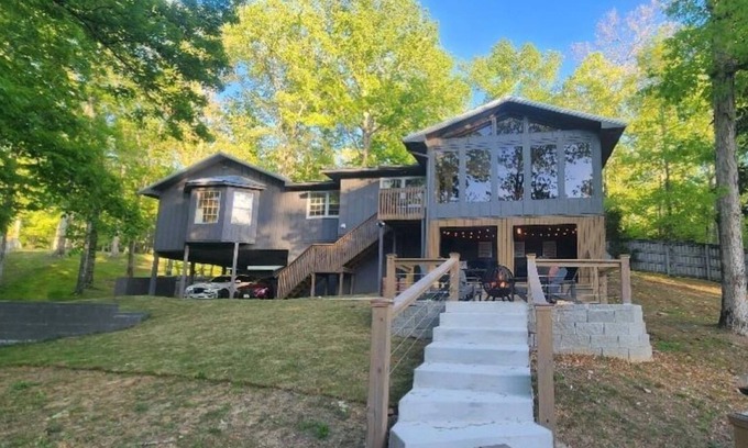 Jasper House | Smith Lake Home - Lake Front on Secluded Slough - Close to Jasper