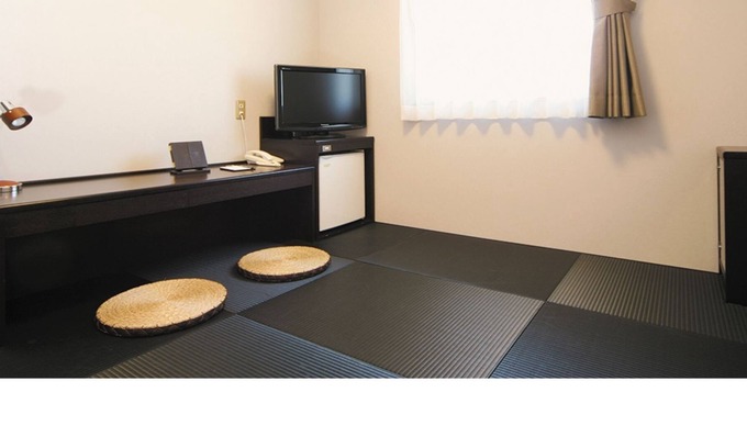 Nagahama House | Smoking Economy Japanesestyle room without meal / Nagahama Shiga