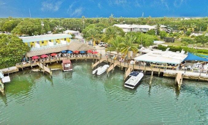 Key Largo Hotel | Snappers Key Largo