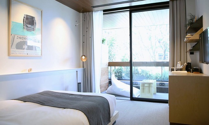 Jingumae Hotel | Snazzy , Hip Room in Artsy Hotel in Shibuya + Balcony.