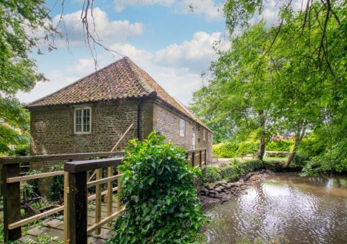 Snettisham House | Snettisham Water Mill