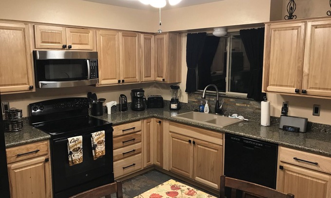 Paradise Valley Village House | SNOW BIRD PARADISE! Perfect Location! Desert Ridge, Mayo Clinic, N. Scottsdale