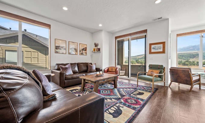 Mountain Green House | Snow Canyon Lodge | Pool | Hot Tub | Pickleball