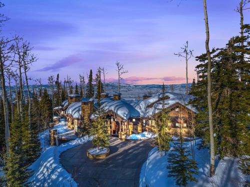 Park City House | Snow Meadow at The Colony