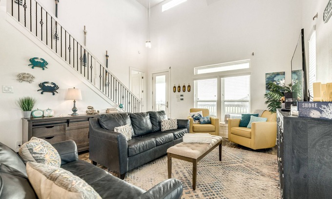 Indian Beach House | Snowbird-Friendly Gem with Water Views, Deck, Central AC, & Fast WiFi - Dogs Ok
