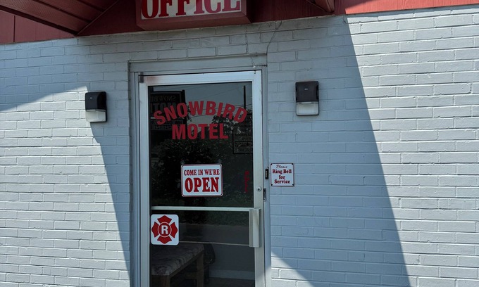Telogia Hotel | Snowbird Motel