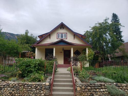 Leavenworth Bed & Breakfast | Snowcreek Suite - Ponderosa