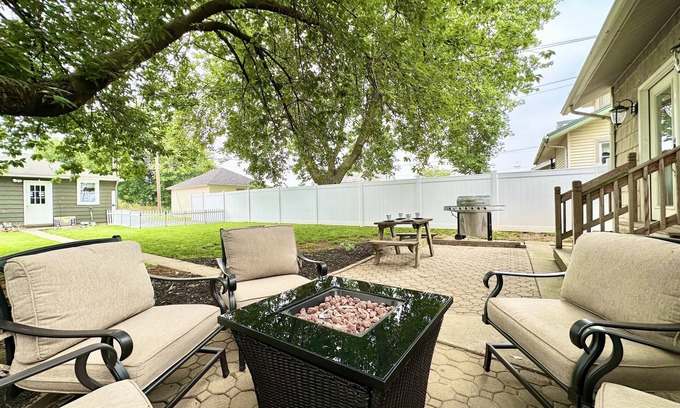 Palmyra House | So Close You Can Almost Smell The Chocolate!