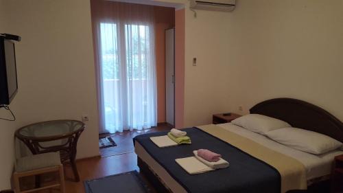 Lazi Apartment | Sobe Jana
