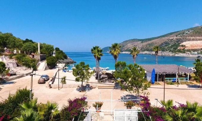 Jala Hotel | Social Camping JAL