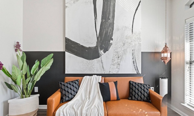 Dawson Apartment | SoCo 1BR Getaway | EV Charging, Pool & Wi-Fi