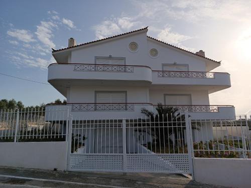 Elafonisos Apartment | Socrates