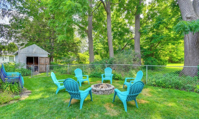 Sodus Point House | Sodus Point Home - Walkable to Beach!