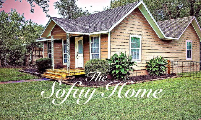 Fayetteville House | SOFAY HOME UofA - Razorback Greenway - Dickson St